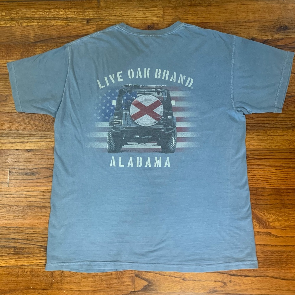 Live Oak Brand Alabama Tee T-Shirt w/ Jeep & Flags
Men’s Teen Large
Super Soft